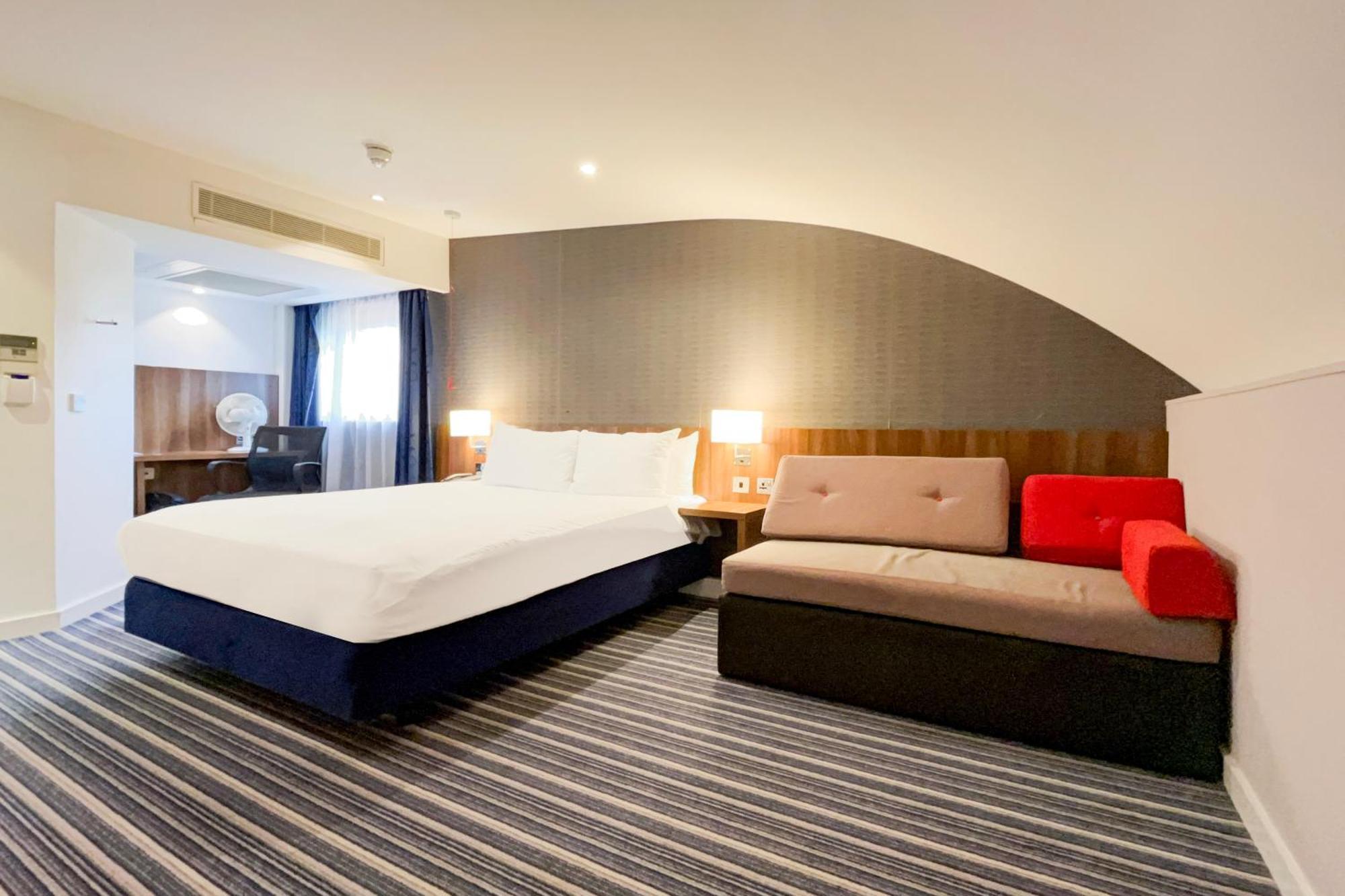 Belvilla Crewe City Centre Hotel Lifestyle Buitenkant foto