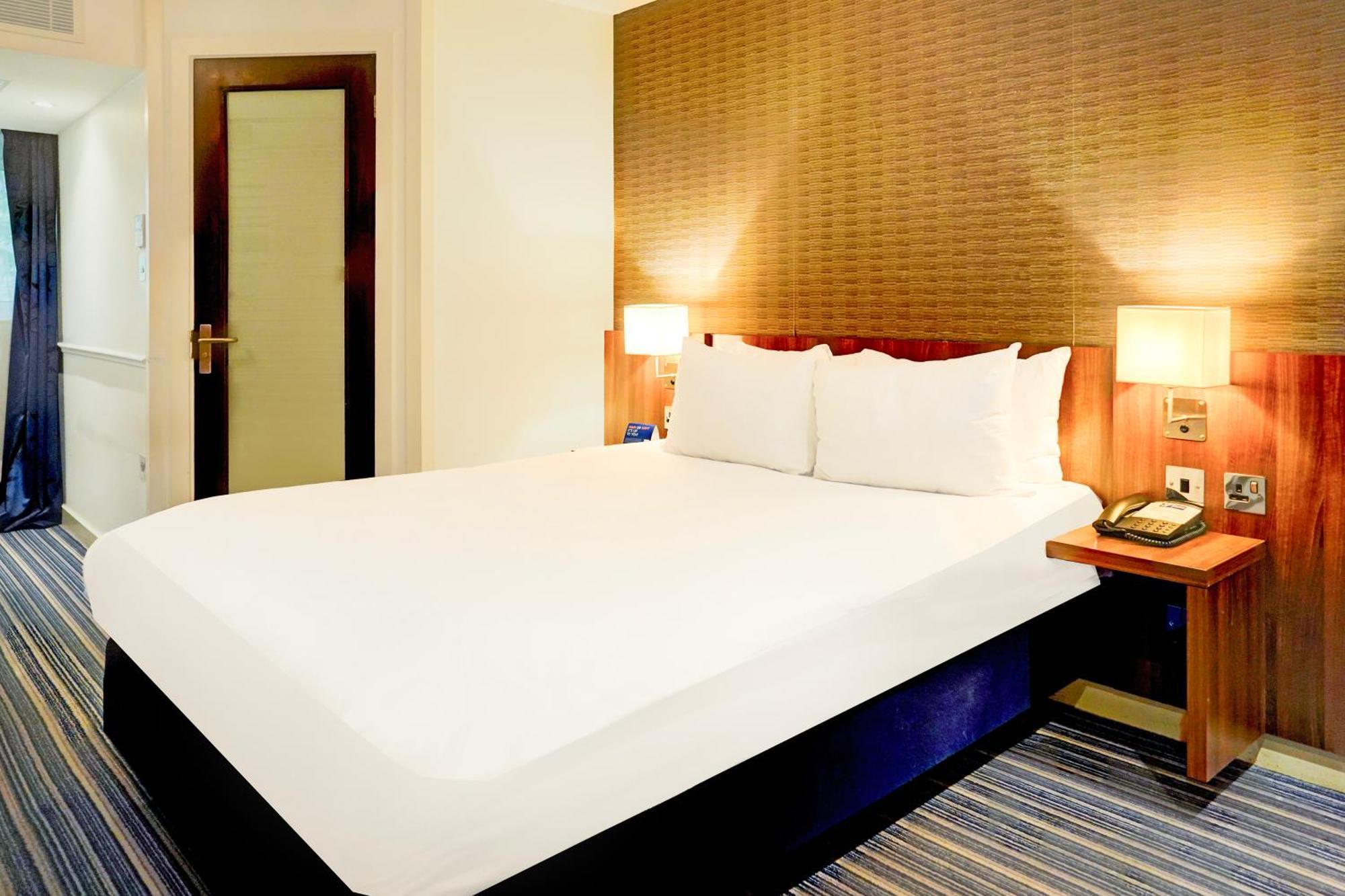 Belvilla Crewe City Centre Hotel Lifestyle Buitenkant foto