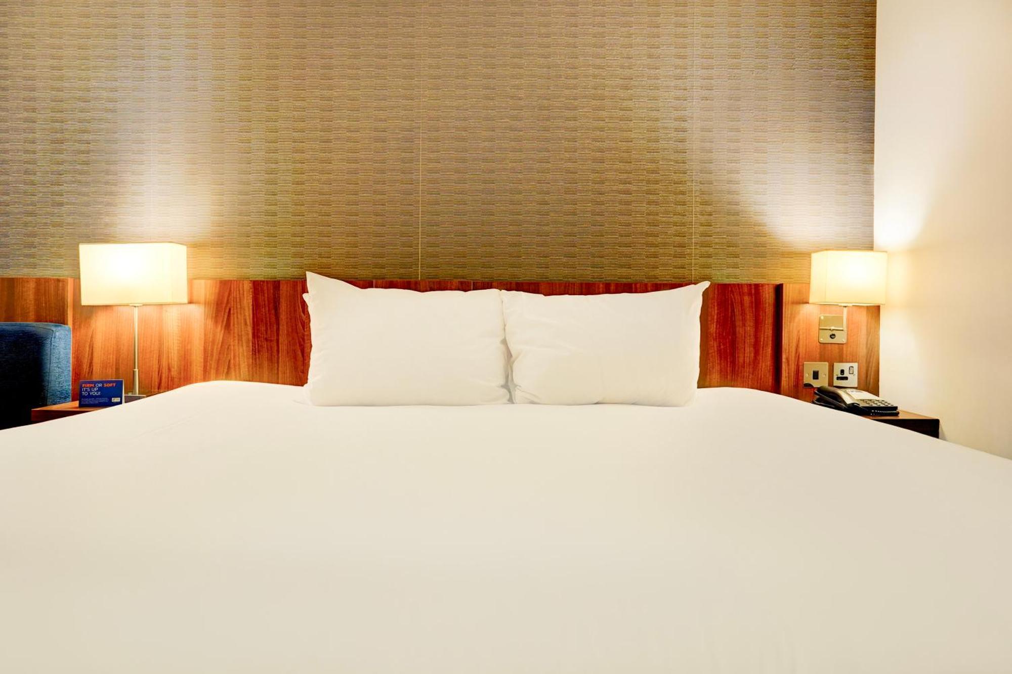 Belvilla Crewe City Centre Hotel Lifestyle Buitenkant foto