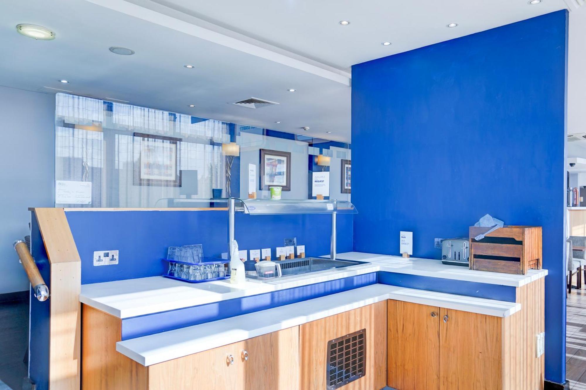 Belvilla Crewe City Centre Hotel Lifestyle Buitenkant foto