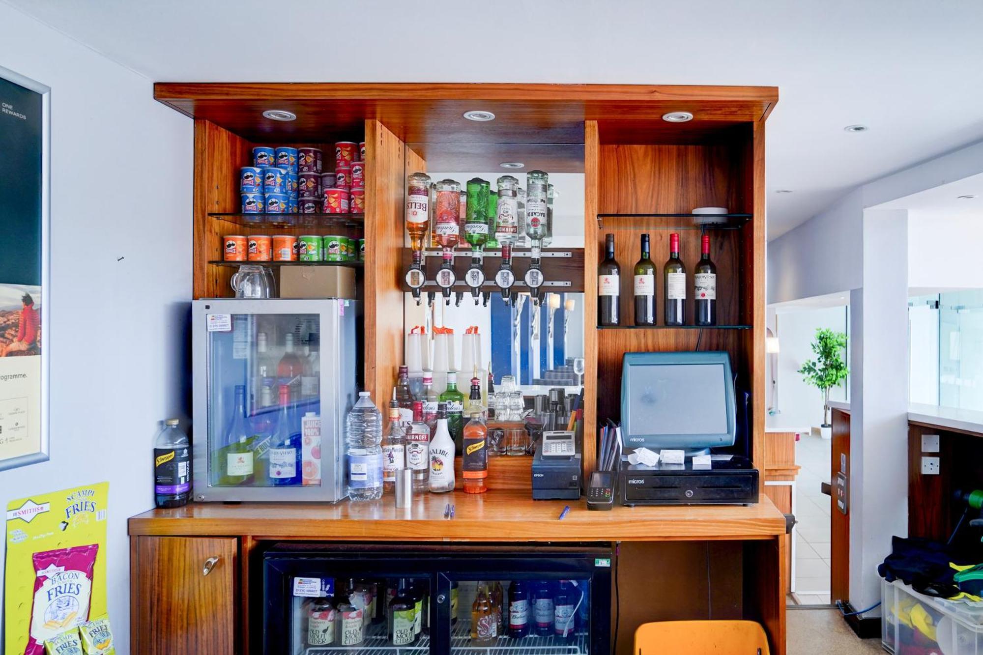 Belvilla Crewe City Centre Hotel Lifestyle Buitenkant foto