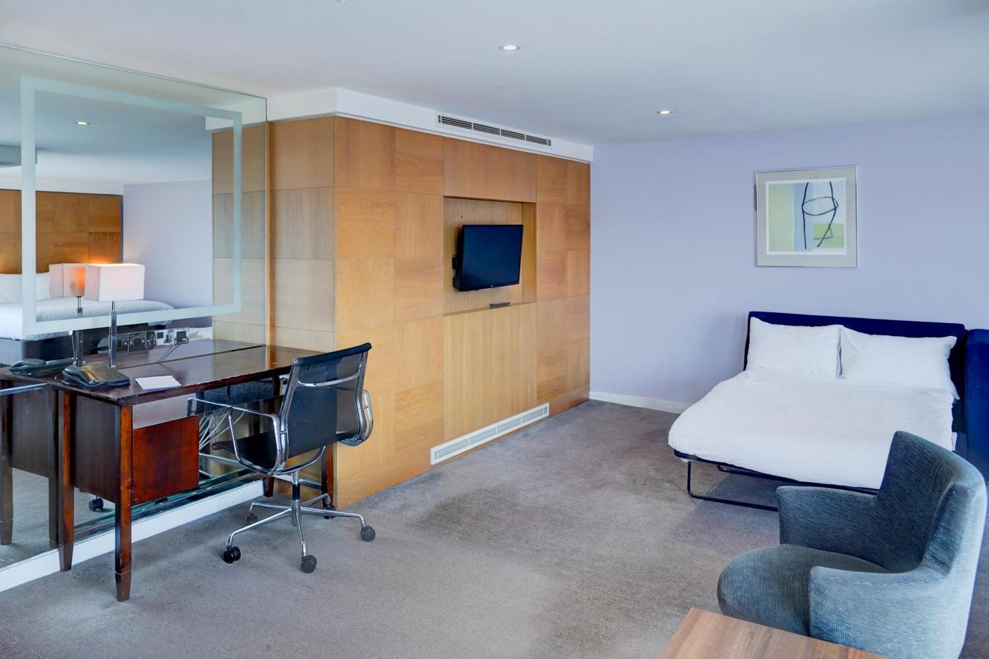 Belvilla Crewe City Centre Hotel Lifestyle Buitenkant foto